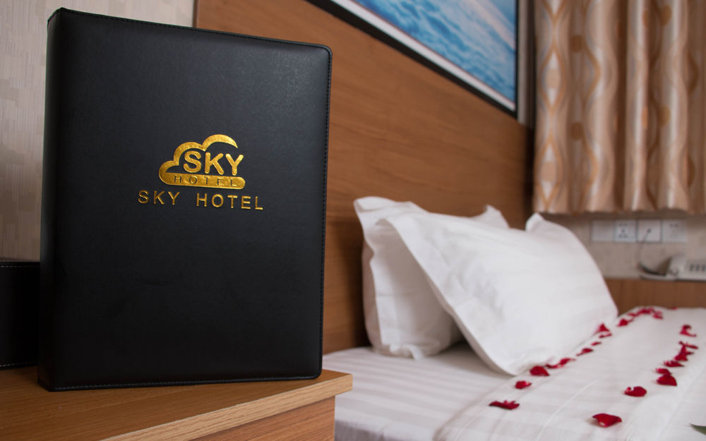 Sky Hotel Chinatown Yangon Exterior photo