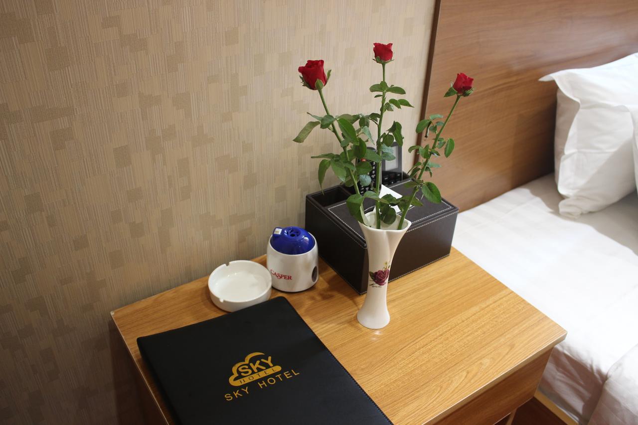 Sky Hotel Chinatown Yangon Room photo