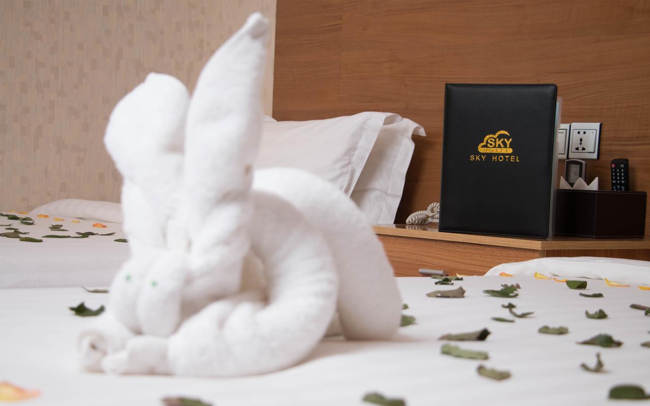 Sky Hotel Chinatown Yangon Exterior photo