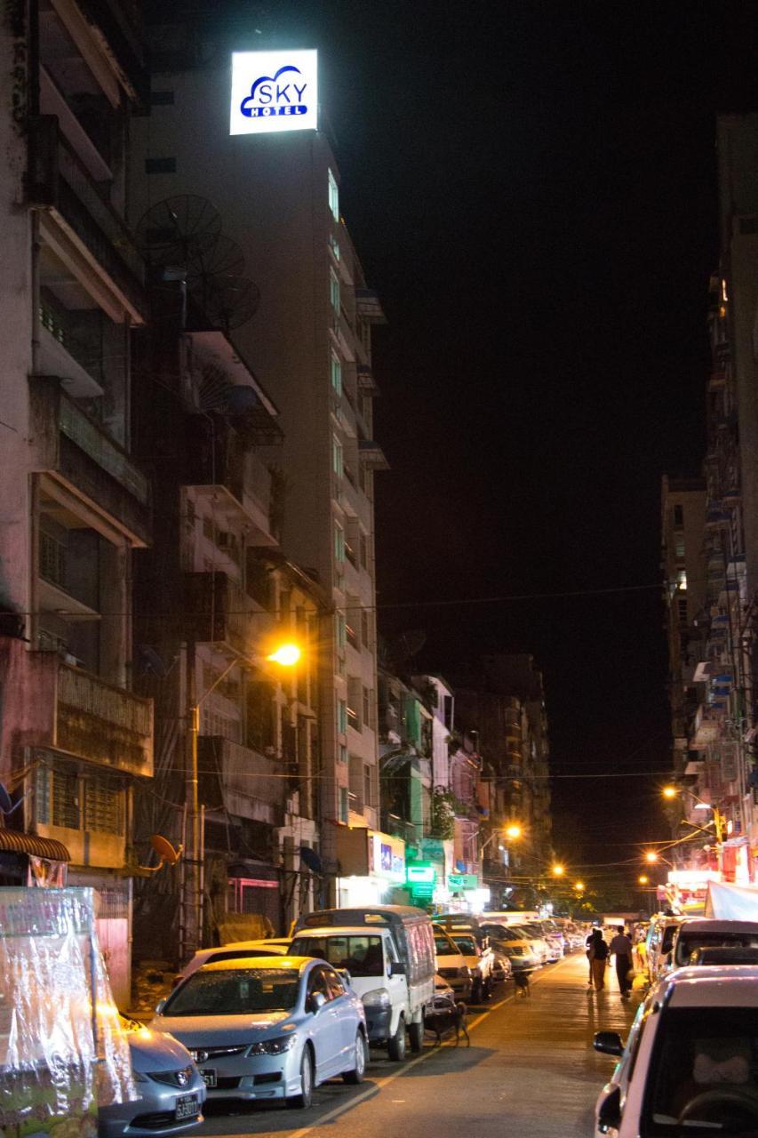 Sky Hotel Chinatown Yangon Exterior photo